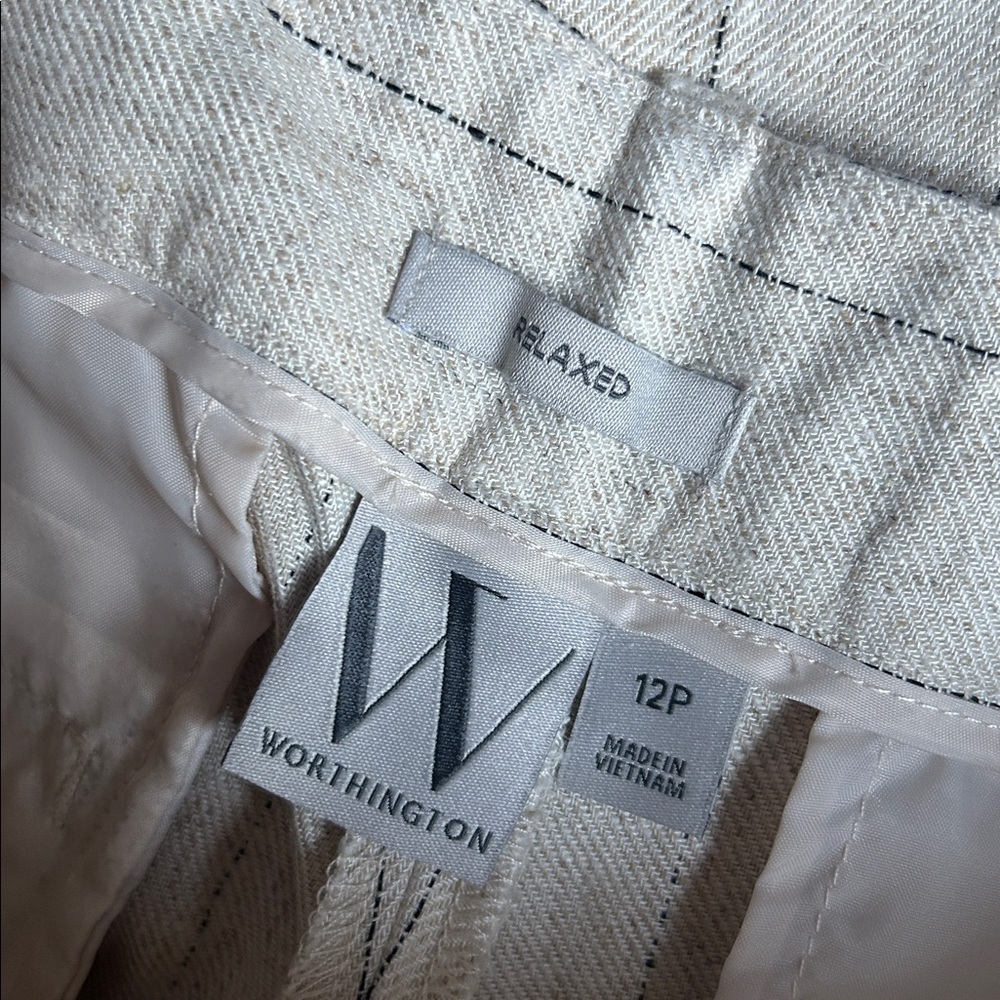 NWT Worthington mid rise relaxed natural black pants size 12 petite - Picture 6 of 7